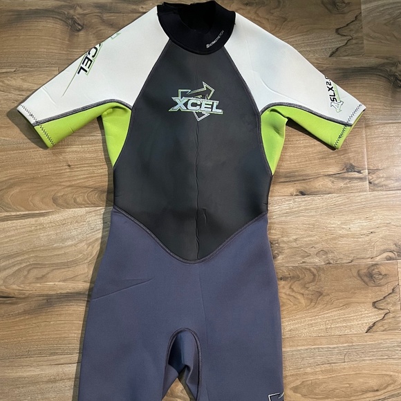 Boys Excel Shorty Wetsuit - Picture 1 of 2